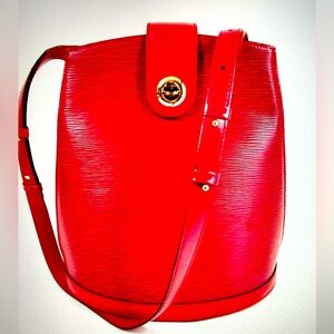 LOUIS VUITTON LV Logo Cluny Shoulder Bag Epi Leather Red. France